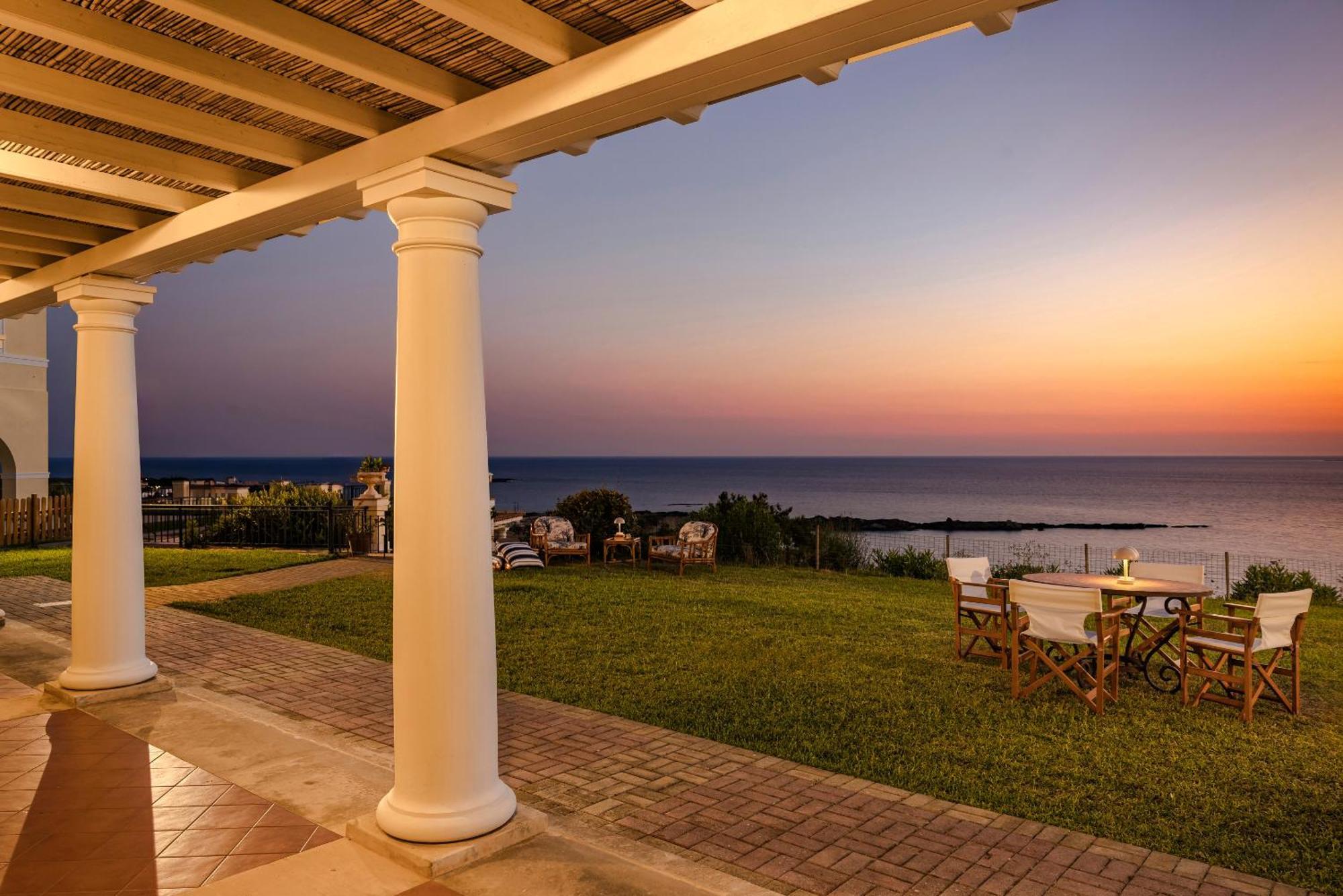 Villa Rhoe Minia Exterior photo